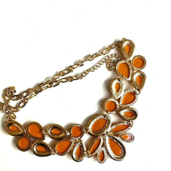 Yellow and gold tone statement necklace - Picture 6 of 8